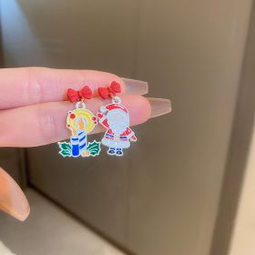 Silver Needle Christmas Series Earrings Bears Elk Bell Christmas Tree Santa Claus Fresh Sweet Earrings Wholesale (colour: Silver Needle - Santa Claus)