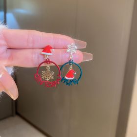 Silver Needle Christmas Series Earrings Bears Elk Bell Christmas Tree Santa Claus Fresh Sweet Earrings Wholesale (colour: Silver Needle Christmas Hat)